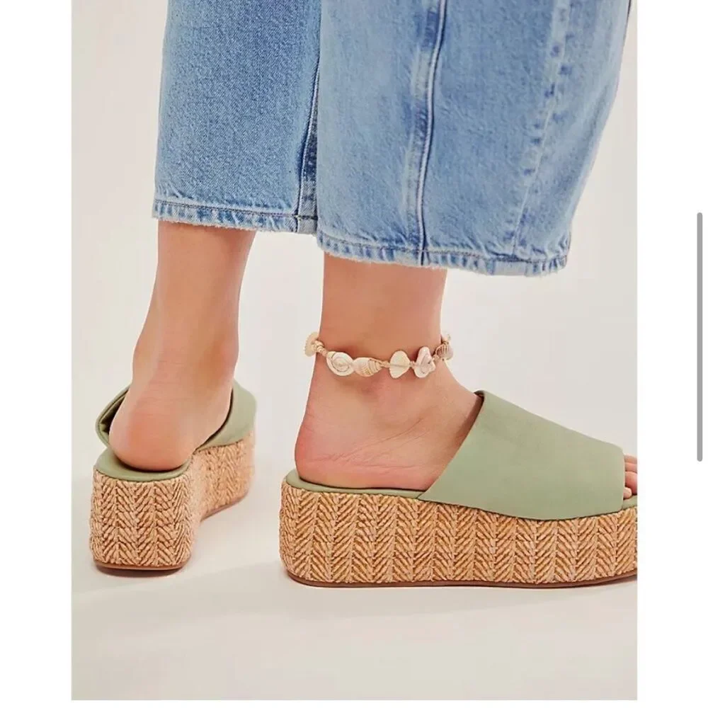 Free People Harbor Raffia Platform Wedge Platform Sandal Light Sage‎ Size 7 NIB